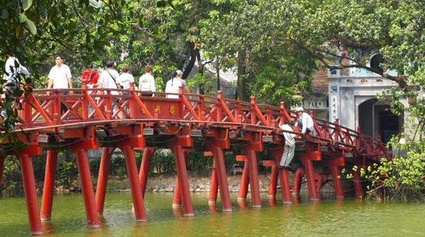 Ngoc Son Temple