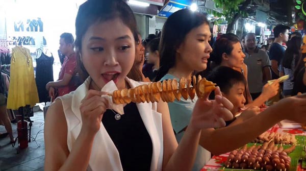 Night market in Hanoi