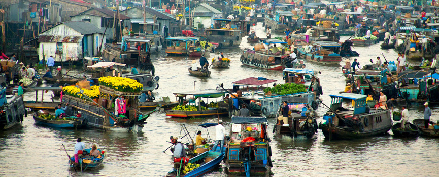 Floating market in Can Tho