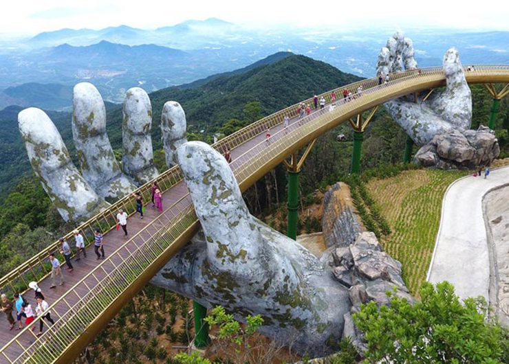 Beauty of Golden Bridge – Ba Na Hills (Da Nang, Vietnam)