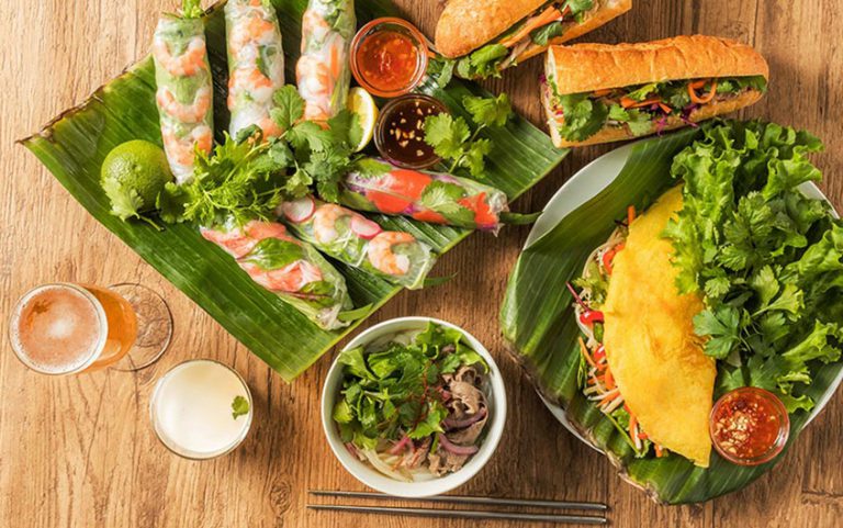 The 9 Best Dishes To Eat in Vietnam