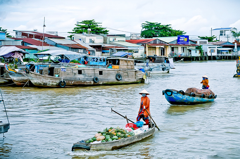 Ca Mau Floating Market