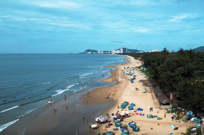 Chi Linh Beach Vung Tau