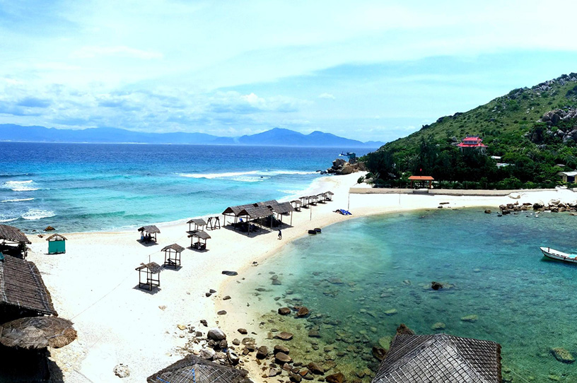 Hon Noi Beach