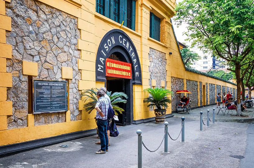 Hoa Lo Prison