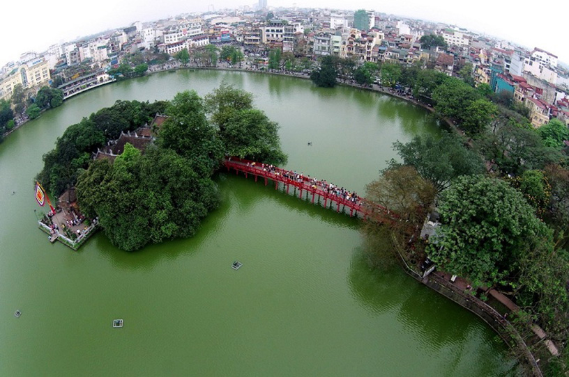 Ngoc Son Temple