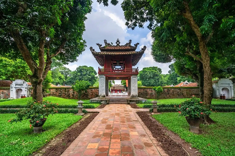 Temple of Literature (Van Mieu - Quoc Tu Giam)