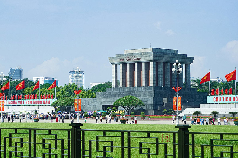 Ho Chi Minh Mausoleum, Hanoi: Information and tips for visitors