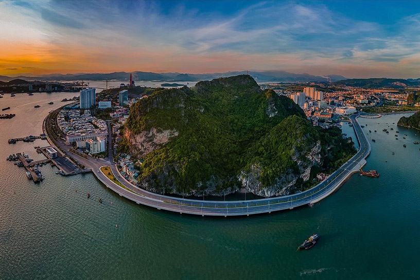 Bai Tho Mountain, Halong Bay