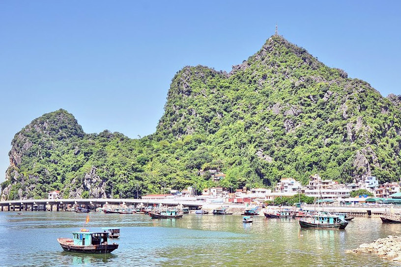 Bai Tho Mountain, Halong Bay: A Symbol of Culture and History in Halong