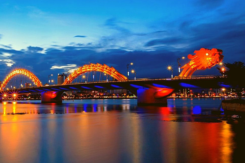 Dragon Bridge, Da Nang: A Striking Landmark in the Heart of the City