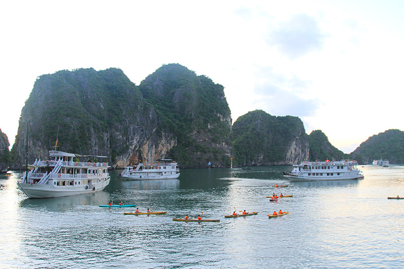 Overnight Cruise on Halong Bay
