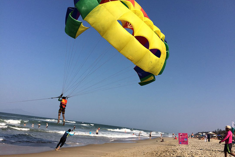Sports activities at An Bang beach