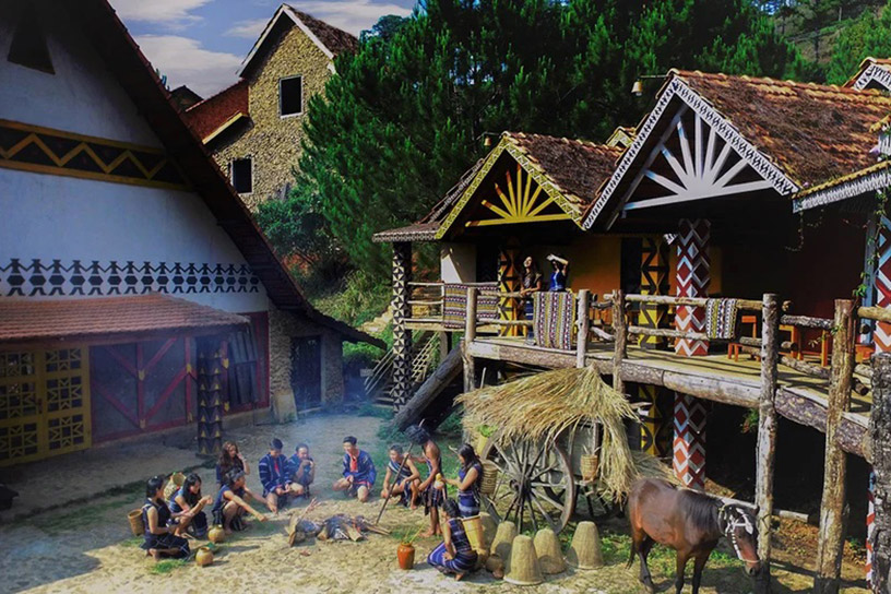 Cu Lan Village