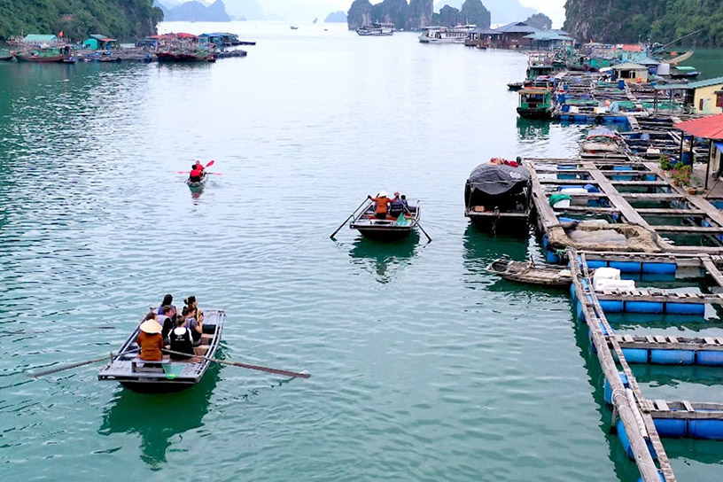 Cua Van Fishing Village