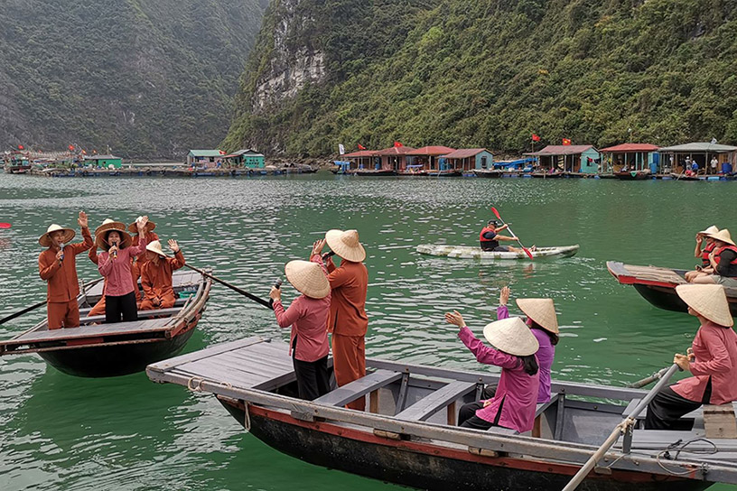 Cua Van Fishing Village