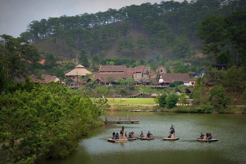 Rafting in Cu Lan Village