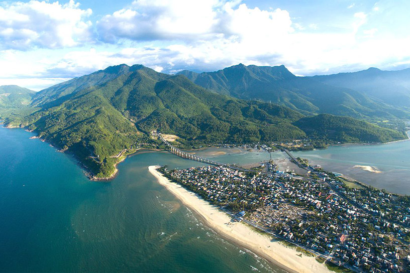 Lang Co Bay, Hue