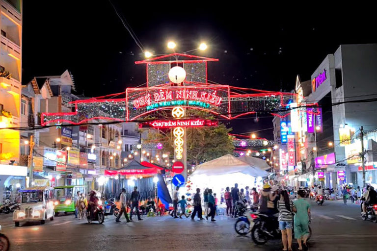 Night Markets in Can Tho