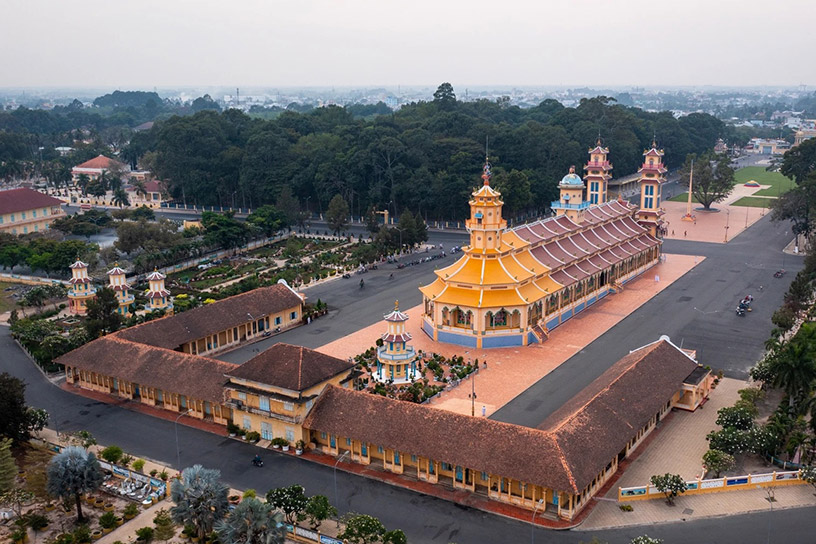 Cao Dai Temple, Tay Ninh