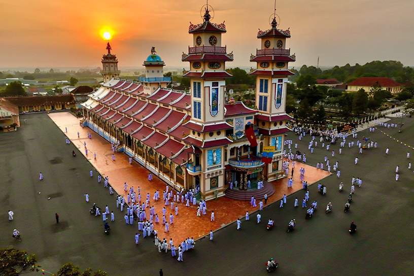 Immerse Yourself in Cao Dai Temple’s Unique Festivals