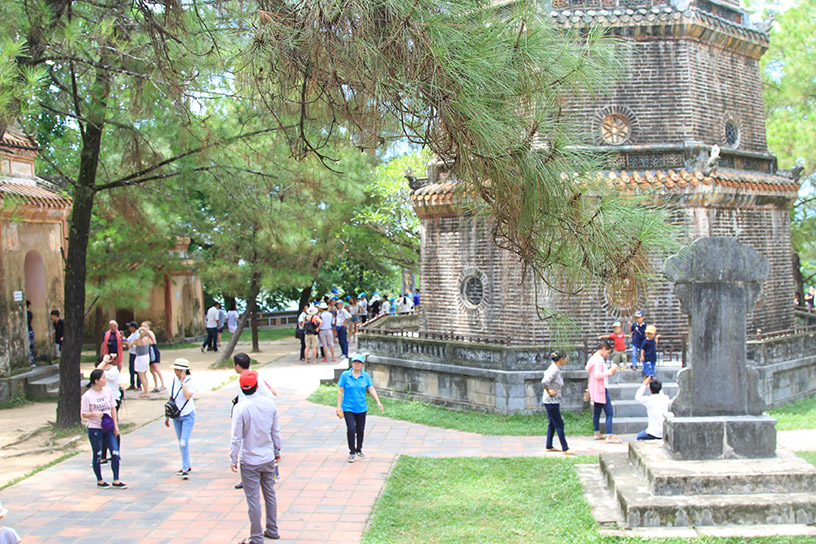 Thien Mu Pagoda