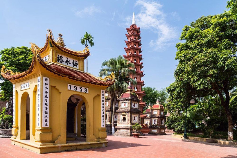 The Lotus Tower (Bao Thap)
