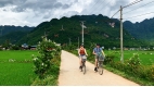 Biking Mai Chau