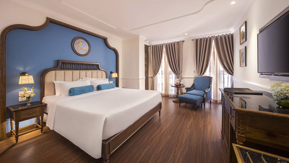 Executive Balcony Room