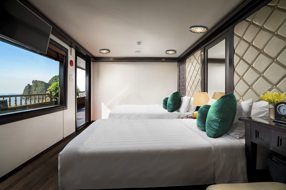 Junior Double or Twin Suite