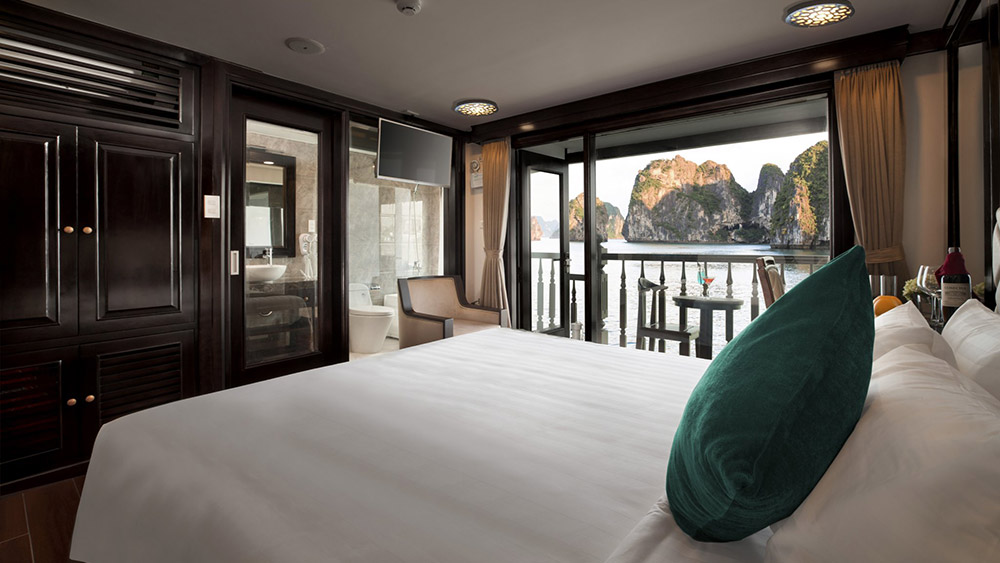 Junior Double or Twin Suite