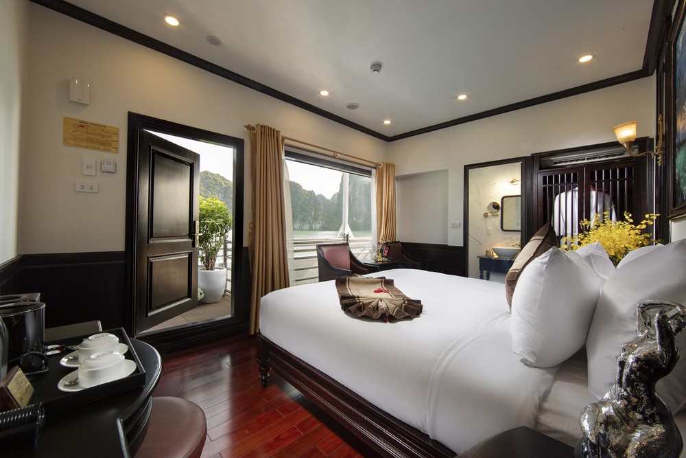 Deluxe Balcony (Royal)