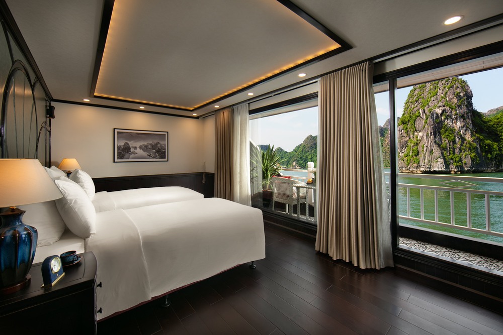 Family Senior Suite Room With Balcony