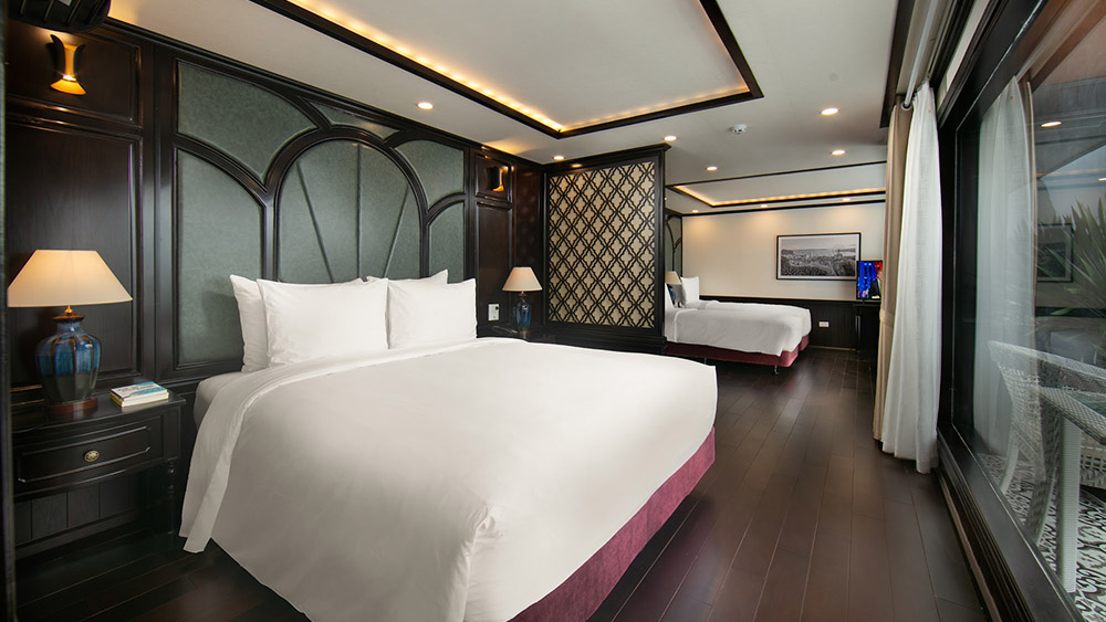 Family Senior Suite Room With Balcony