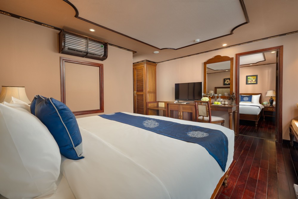 Family Triple Cabins