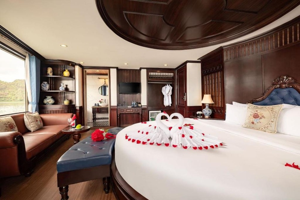 Honeymoon VIP Suite