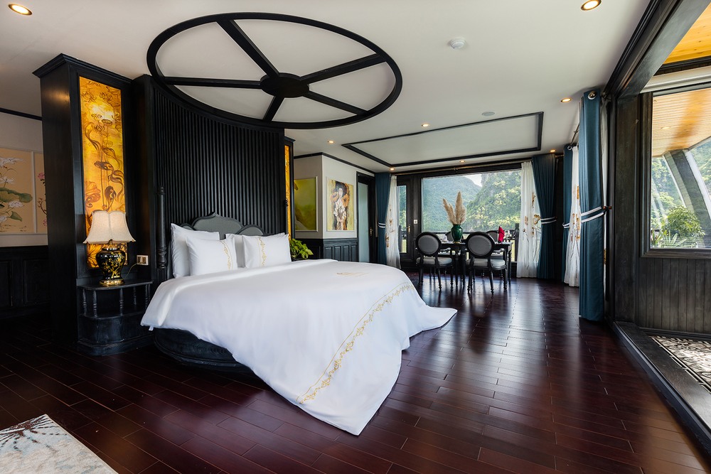 Lan Ha Duplex Suite