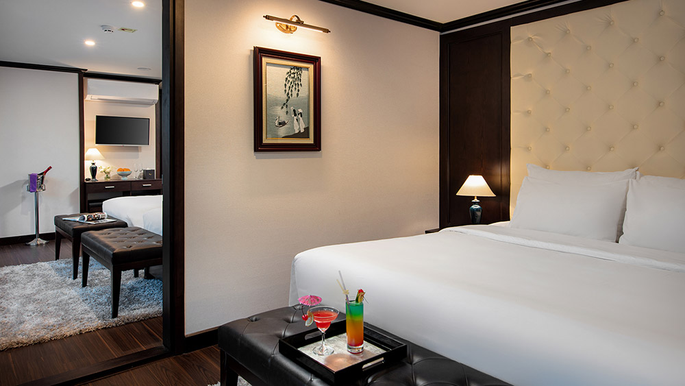 Elegance Connecting Door