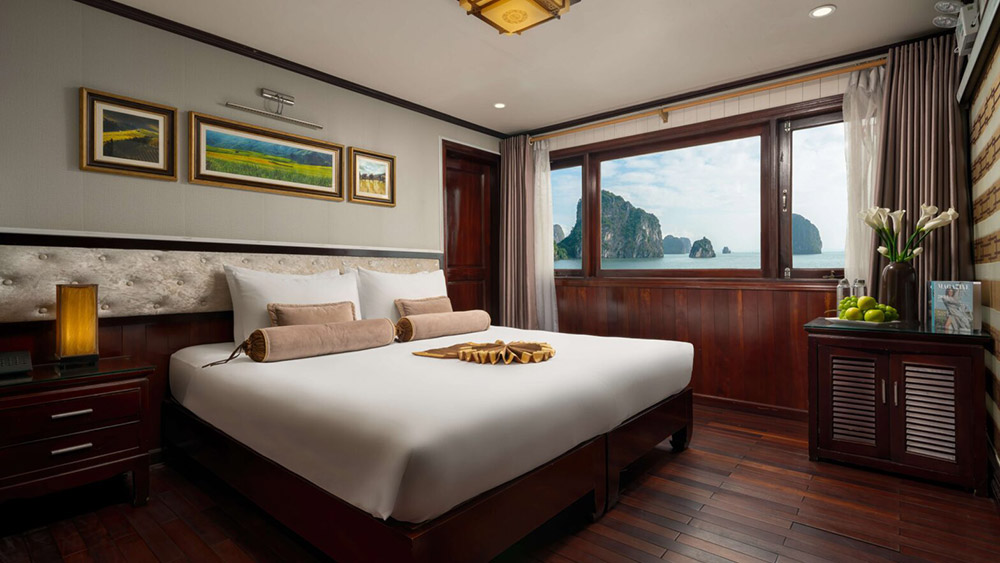 Deluxe cabin