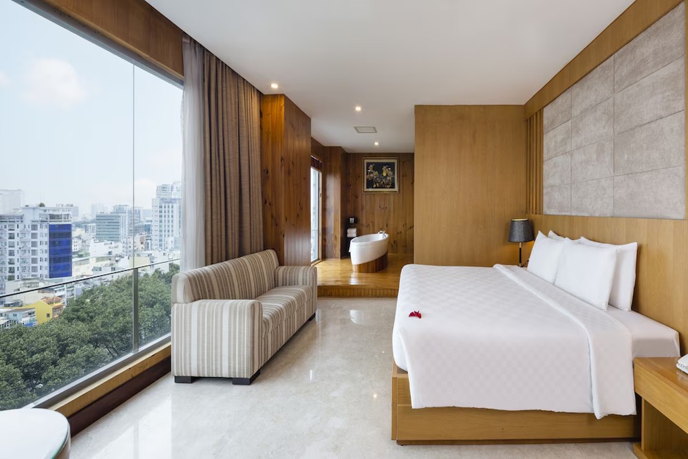 Panorama Suite City View