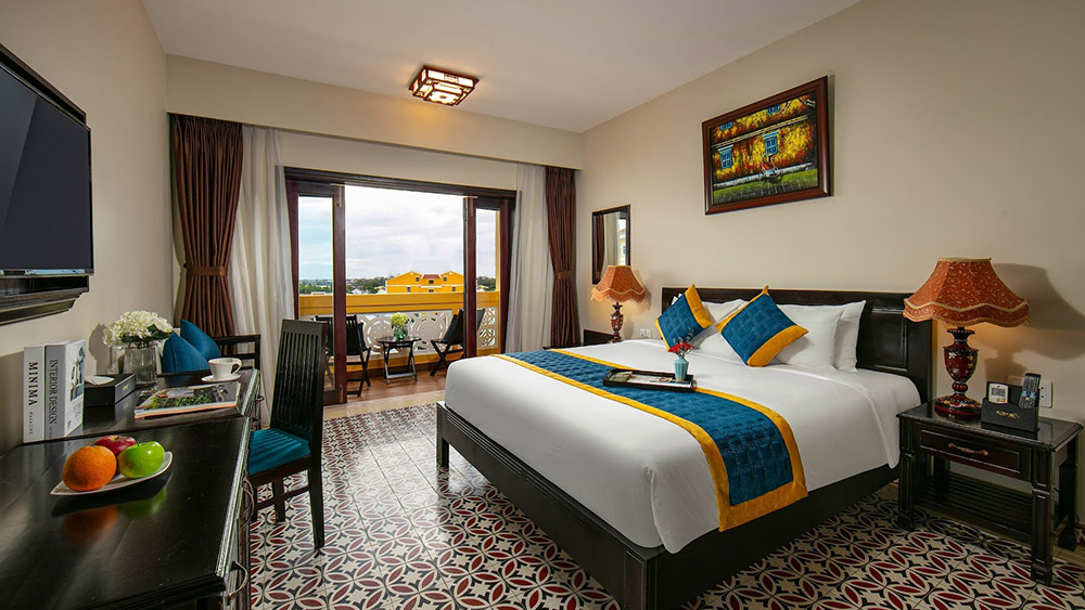 Deluxe Double/Twin with Old Town View