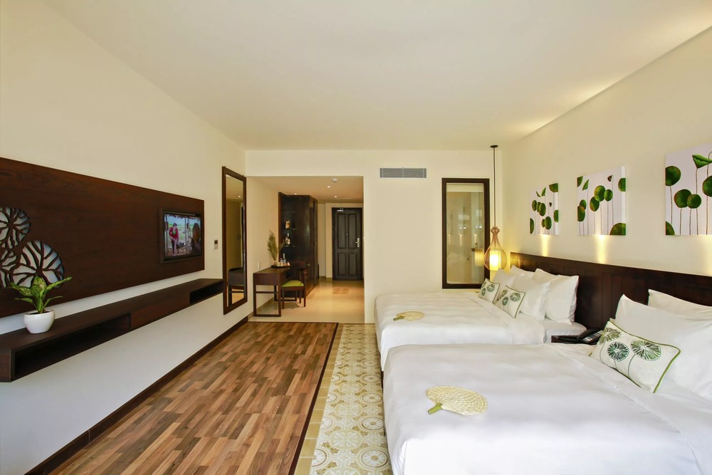 Deluxe Triple Balcony