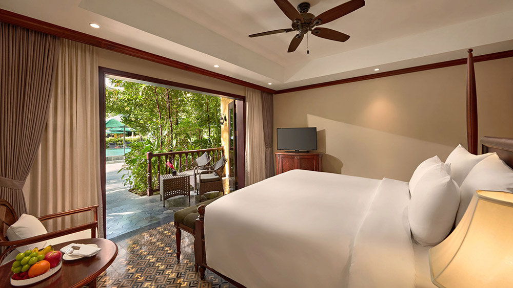 Veranda Suite Pool View